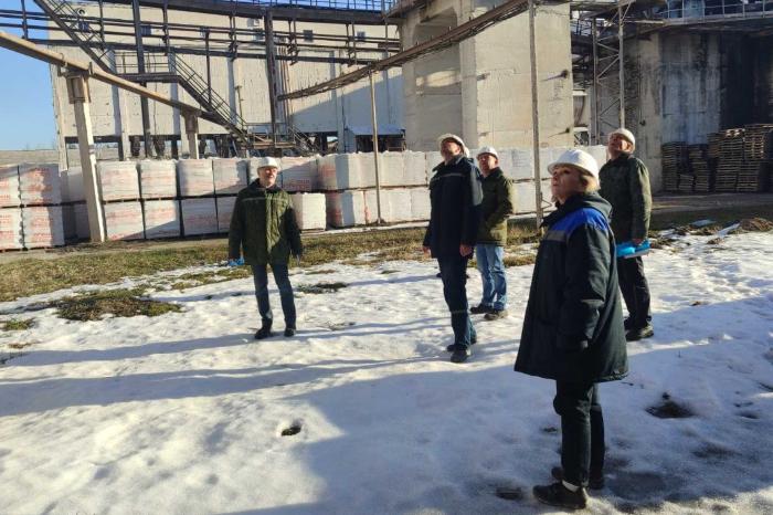 Сегодня на филиале 5 "Гродненский КСМ" стартовал весенний осмотр производственных зданий и сооружений.